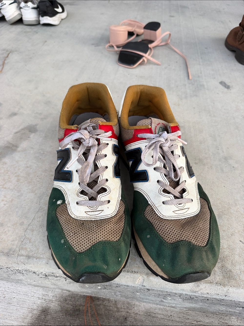 New Balance Men's Green White Tan Athletic Sneakers with Red Accents